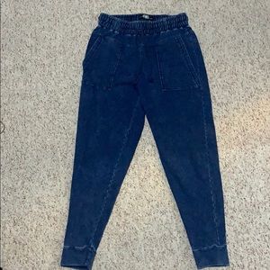 navy blue sweatpants